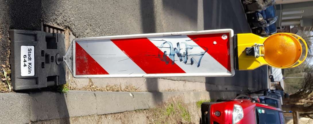 Bild zu gemeldetem Anliegen vom *2025-04-10 17:51:24