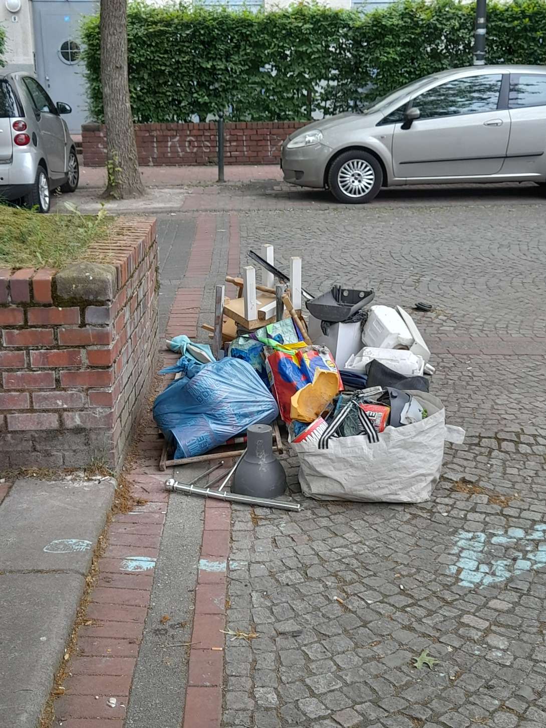 Bild zu gemeldetem Anliegen vom *2025-05-22 09:31:41