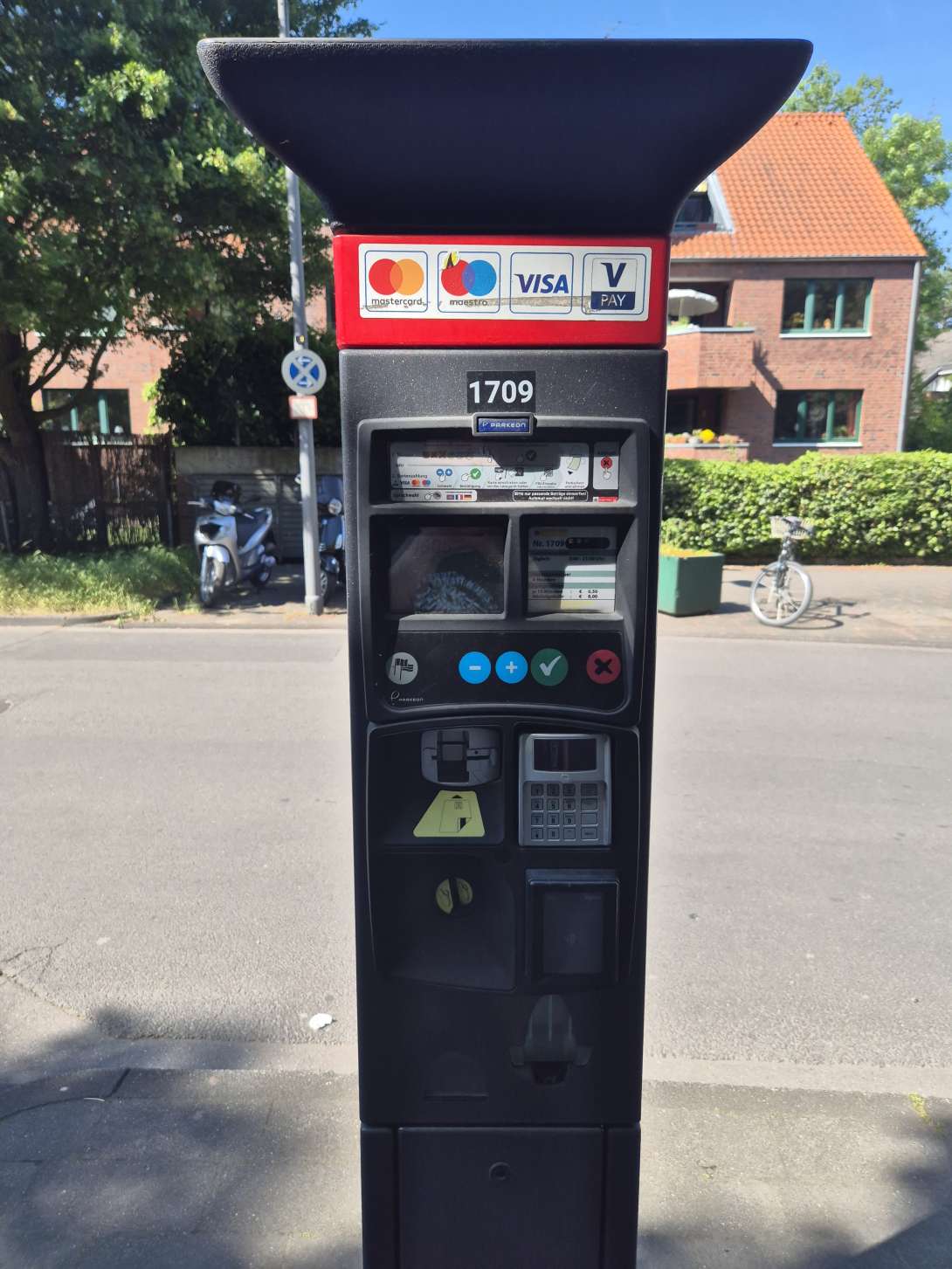 Bild zu gemeldetem Anliegen vom *2025-05-14 16:10:11