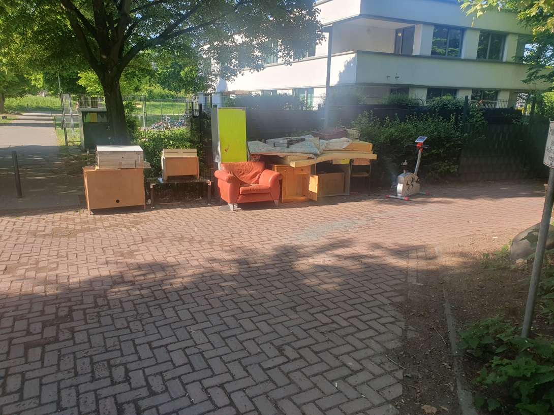 Bild zu gemeldetem Anliegen vom *2025-05-02 08:06:37