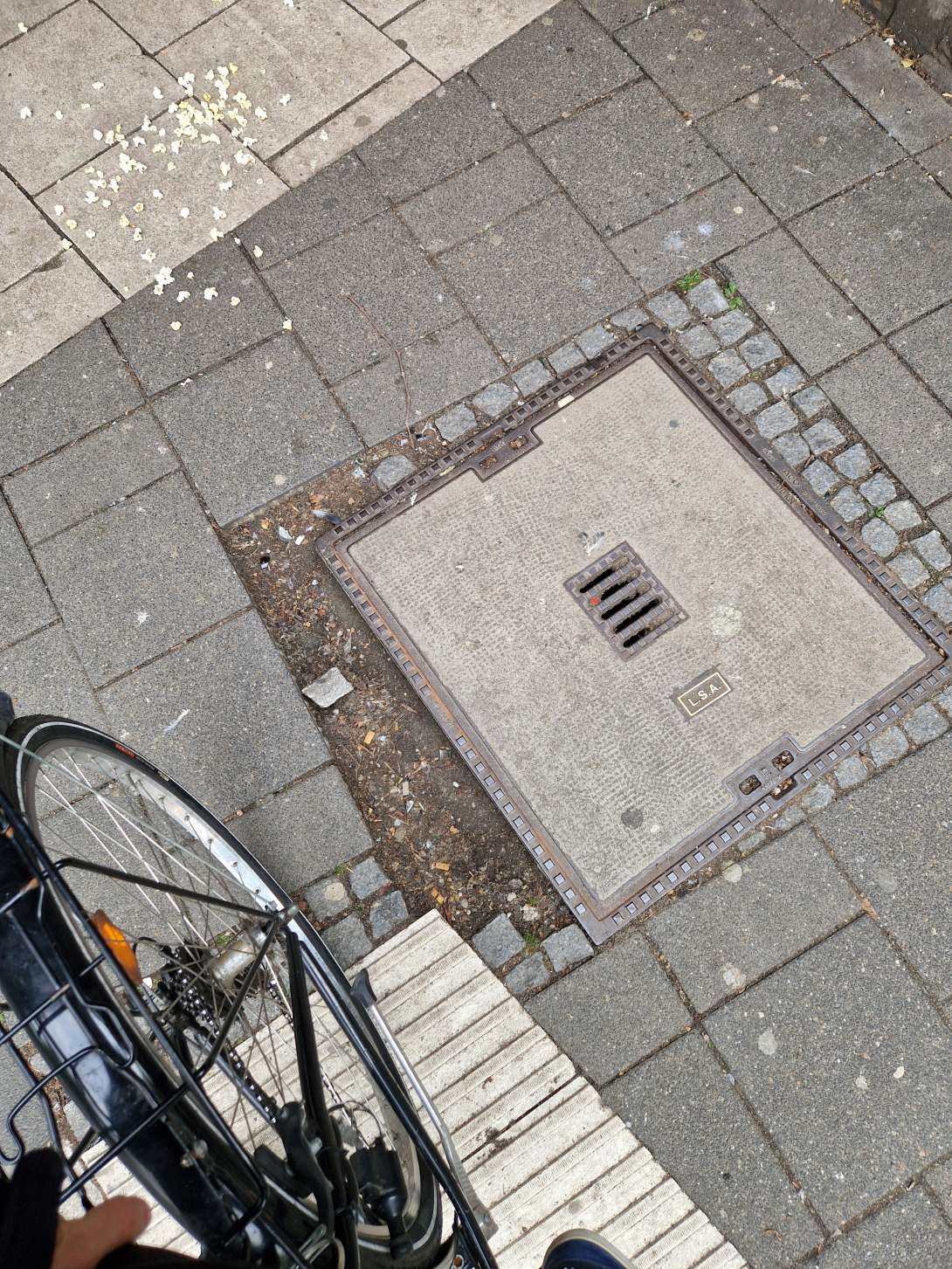 Bild zu gemeldetem Anliegen vom *2025-05-16 13:47:02