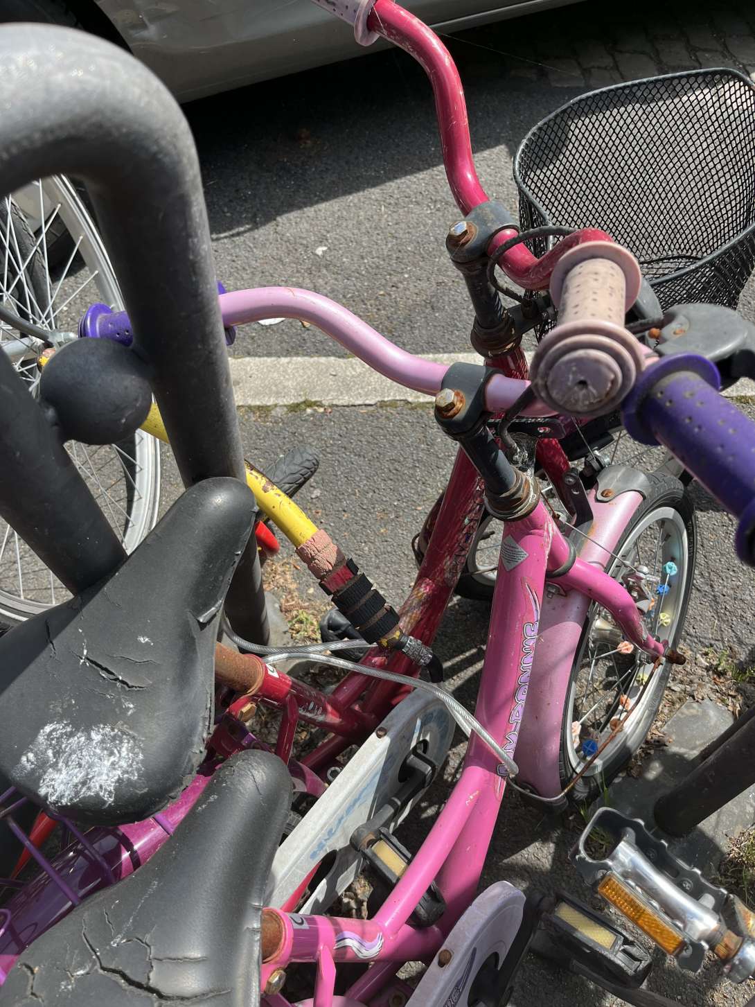 2 Kinderschrottfahrräder