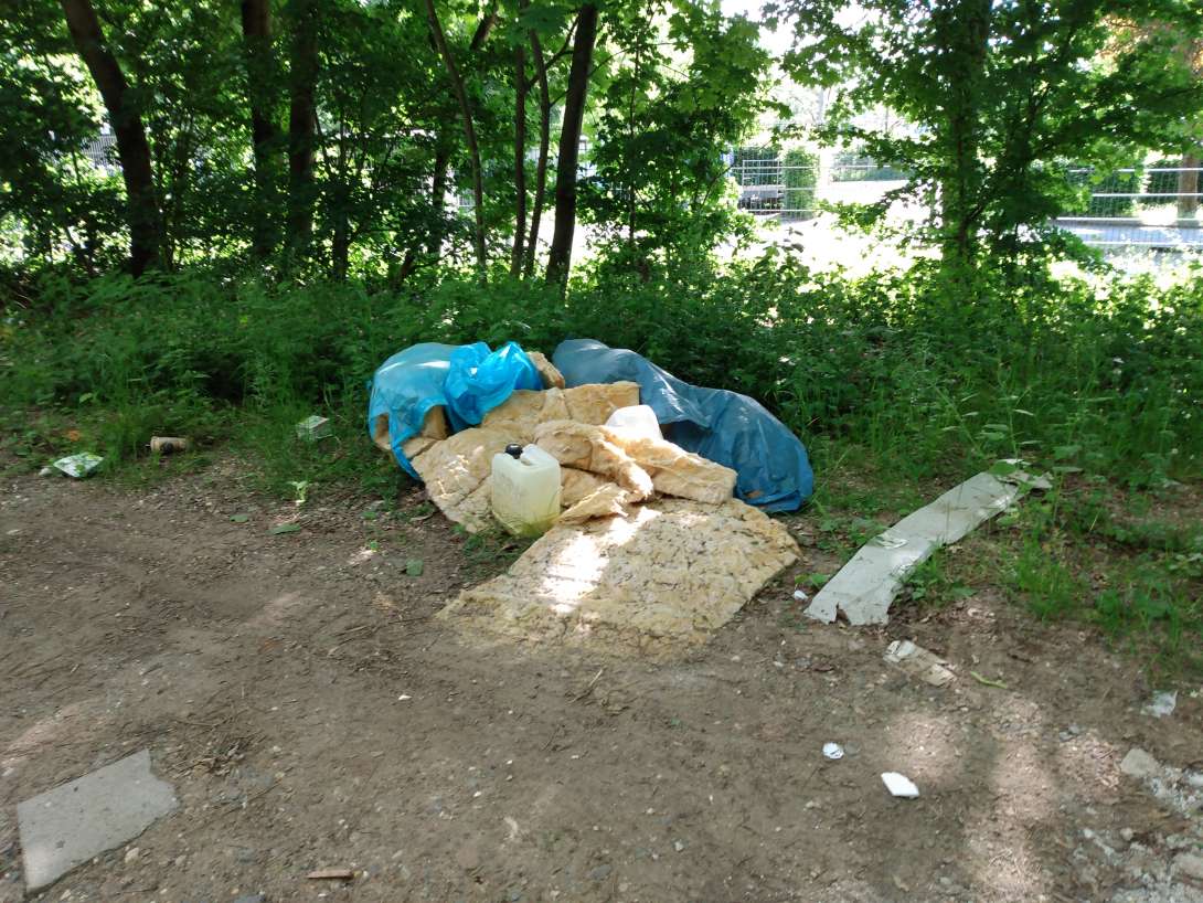 Bild zu gemeldetem Anliegen vom *2025-05-15 13:39:50