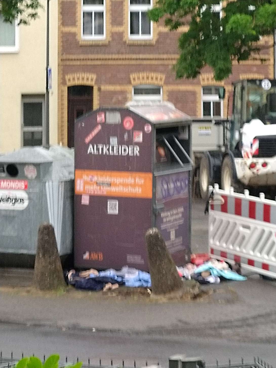 Bild zu gemeldetem Anliegen vom *2025-05-24 06:27:43