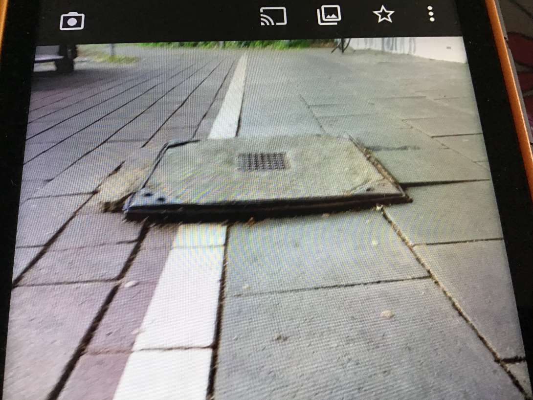 Bild zu gemeldetem Anliegen vom *2025-05-27 15:44:34