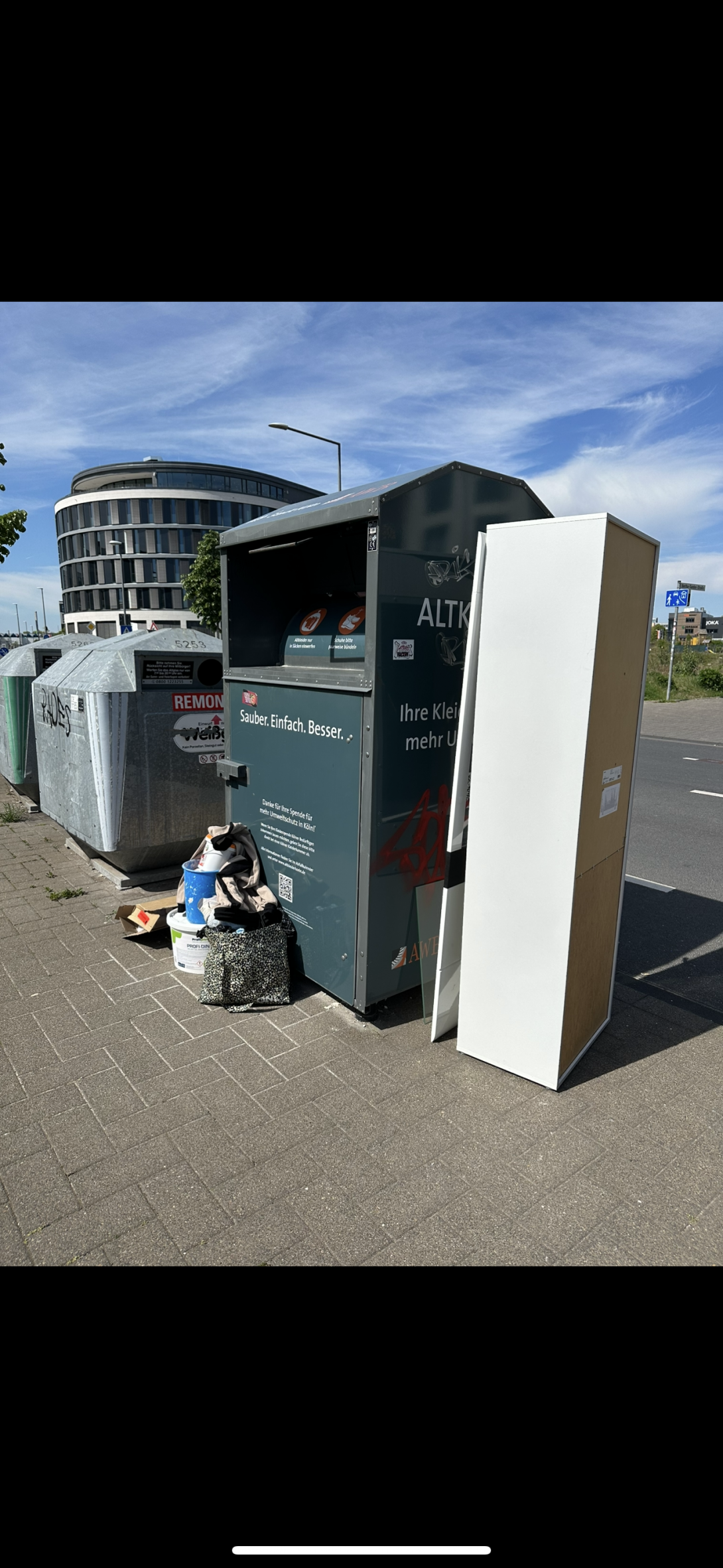 Bild zu gemeldetem Anliegen vom *2025-05-26 17:21:38