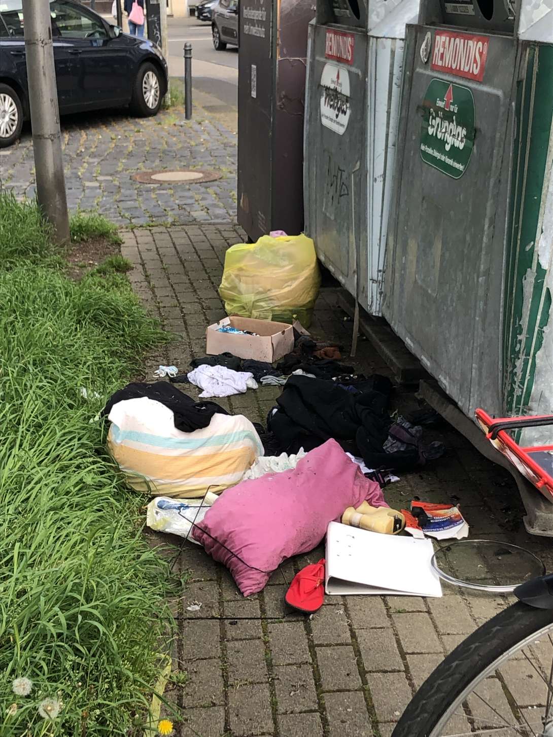 Bild zu gemeldetem Anliegen vom *2025-05-04 17:31:29