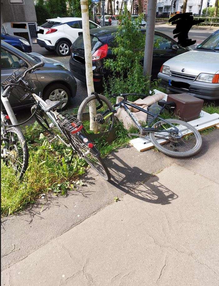 Bild zu gemeldetem Anliegen vom *2025-05-18 16:56:07