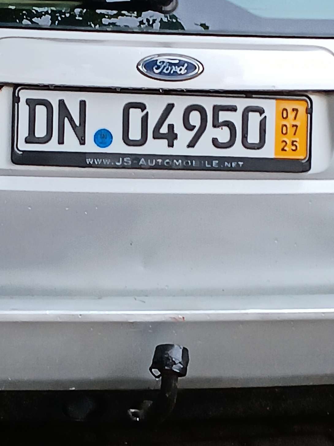 Kurzzeit Kennzeichen abgelaufen*2025-07-31 09:32:16