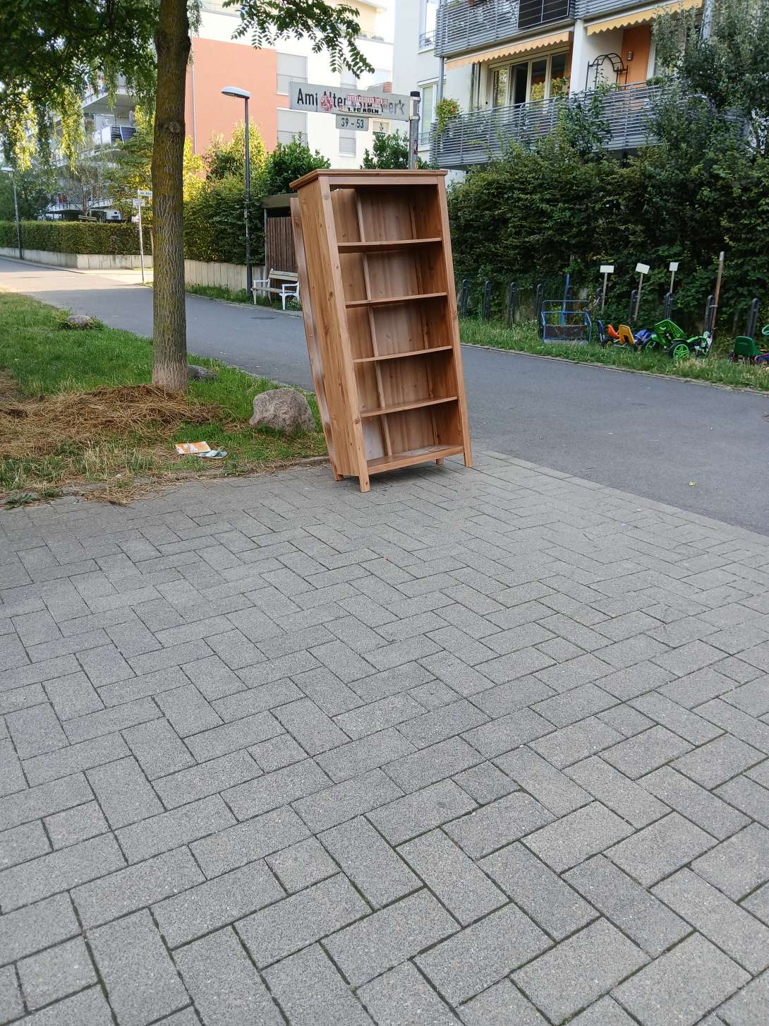 Bild zu gemeldetem Anliegen vom *2025-07-26 19:40:25