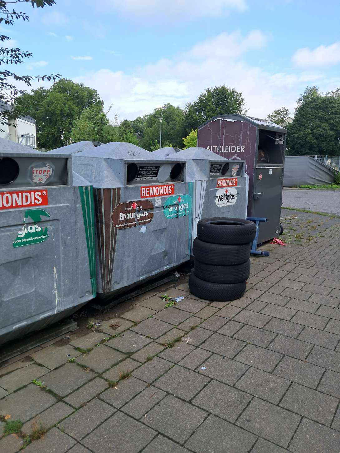 Bild zu gemeldetem Anliegen vom *2025-07-27 14:20:36