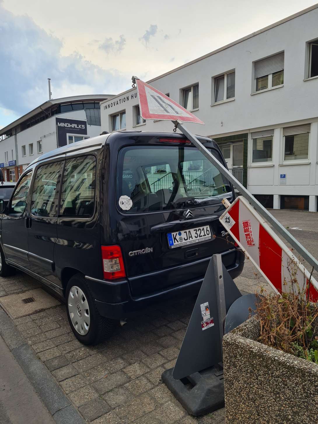 Bild zu gemeldetem Anliegen vom *2025-07-02 19:57:16
