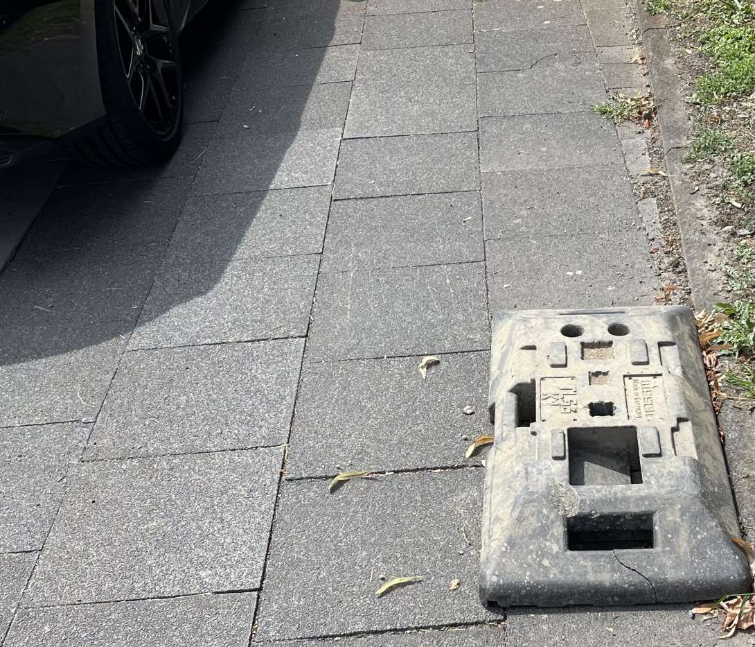Bild zu gemeldetem Anliegen vom *2025-07-18 12:32:12