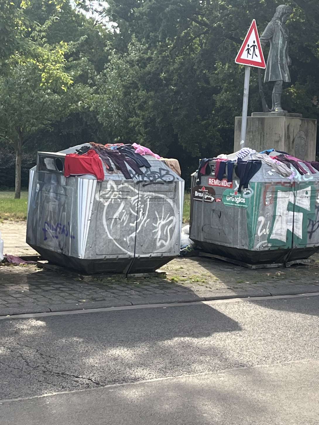 Bild zu gemeldetem Anliegen vom *2025-07-22 09:28:01