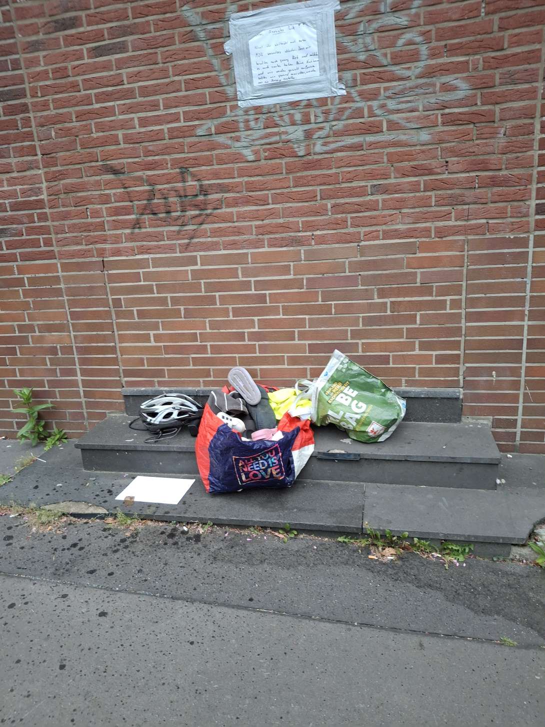 Bild zu gemeldetem Anliegen vom *2025-08-18 14:23:02