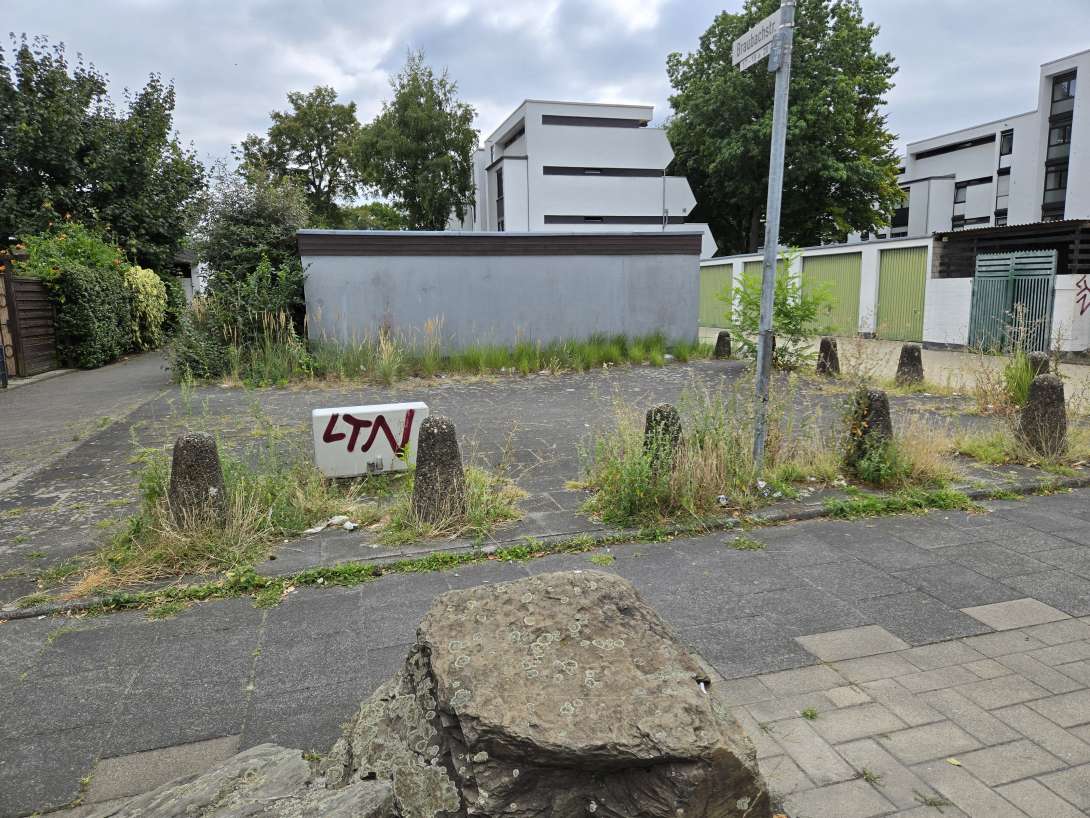 Bild zu gemeldetem Anliegen vom *2025-08-17 16:22:26