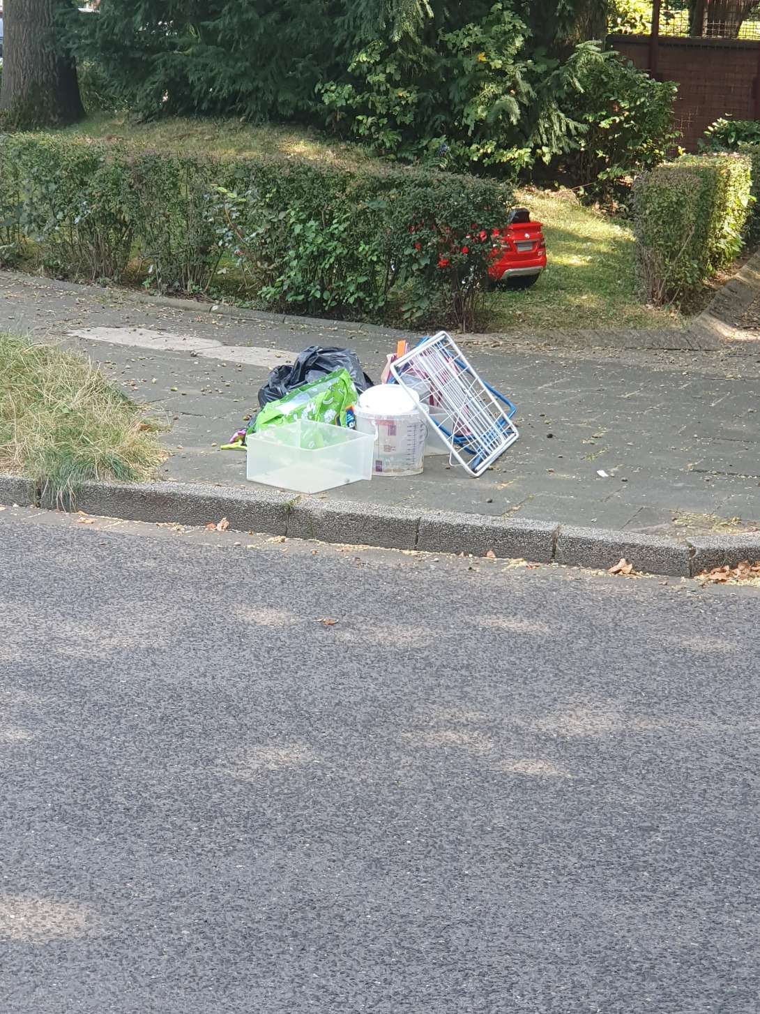 Bild zu gemeldetem Anliegen vom *2025-08-20 19:32:27