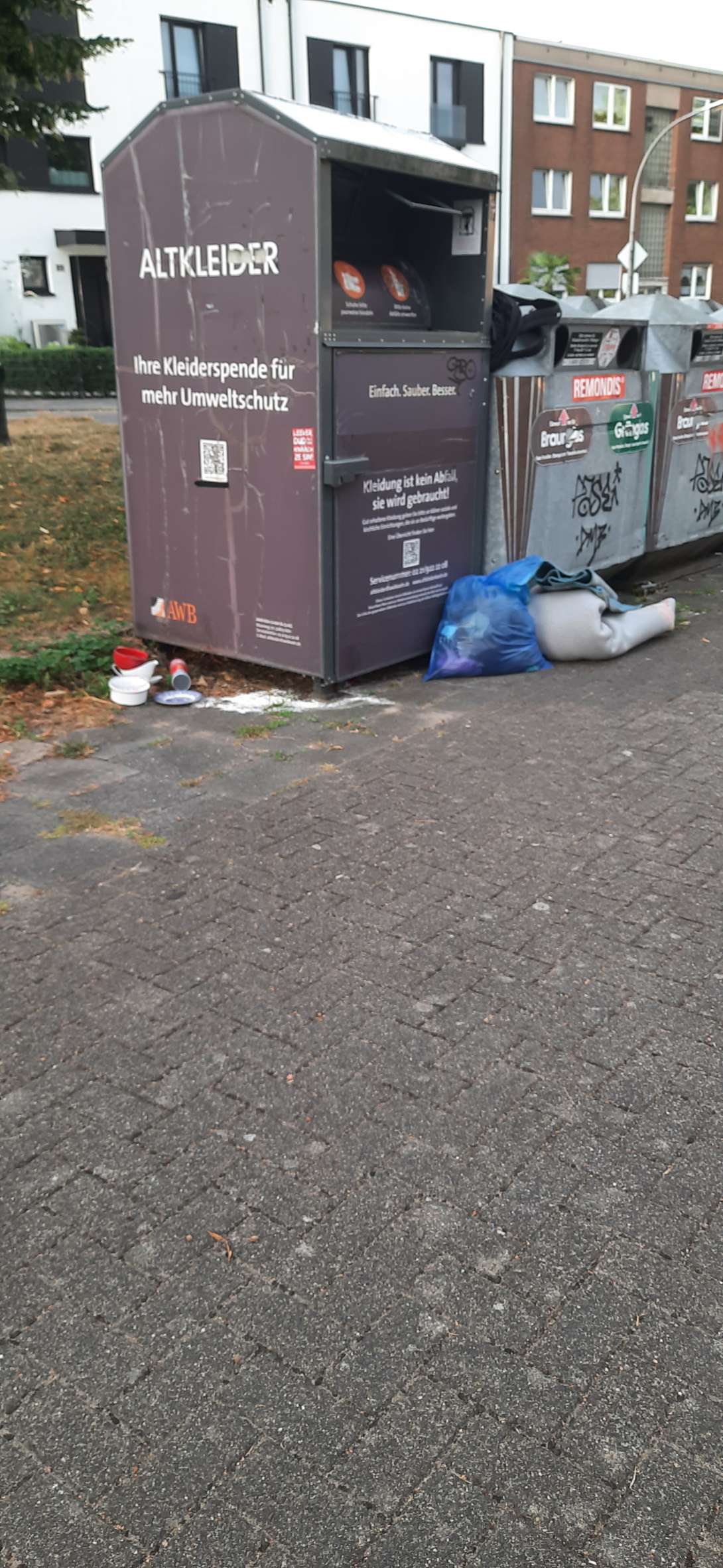 Bild zu gemeldetem Anliegen vom *2025-08-27 15:27:13