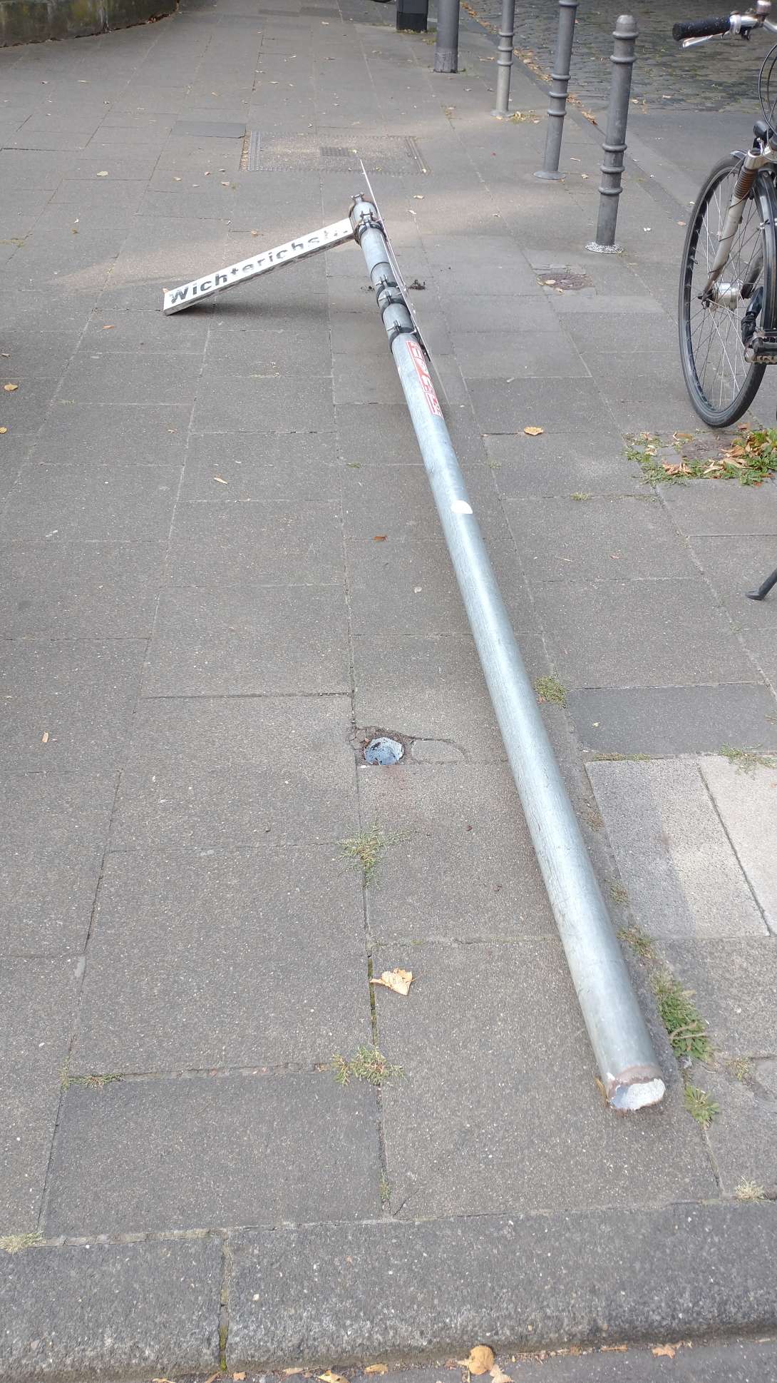 Bild zu gemeldetem Anliegen vom *2025-08-20 18:20:35
