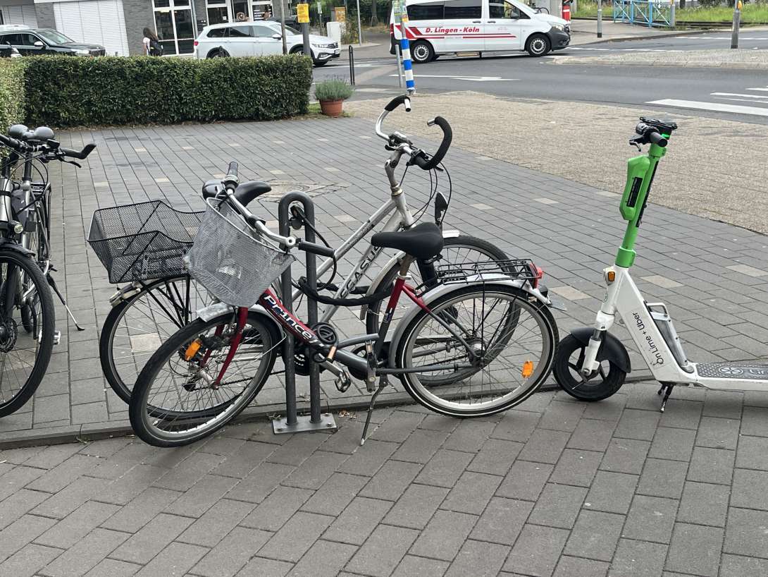 Bild zu gemeldetem Anliegen vom *2025-08-28 19:54:37