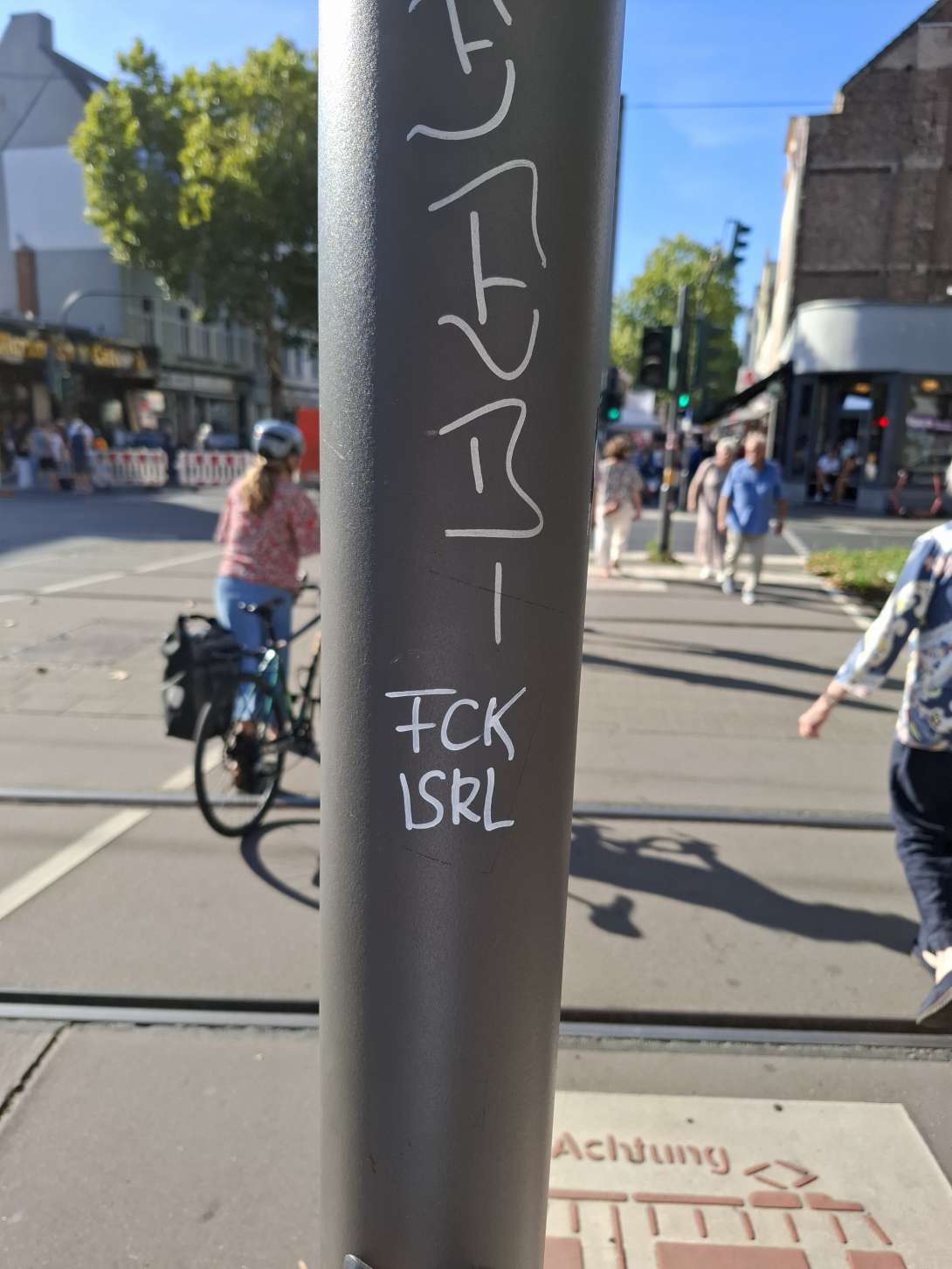 Bild zu gemeldetem Anliegen vom *2025-09-07 17:32:20