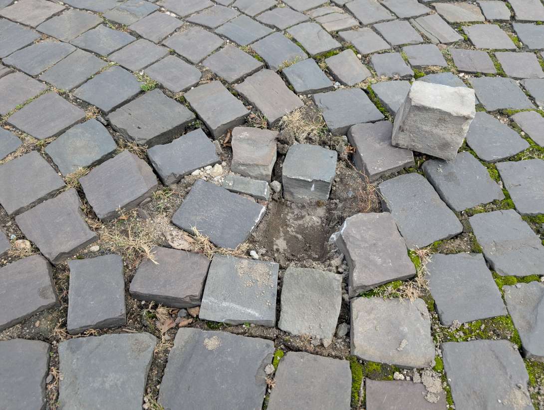 Bild zu gemeldetem Anliegen vom *2025-09-15 13:32:34