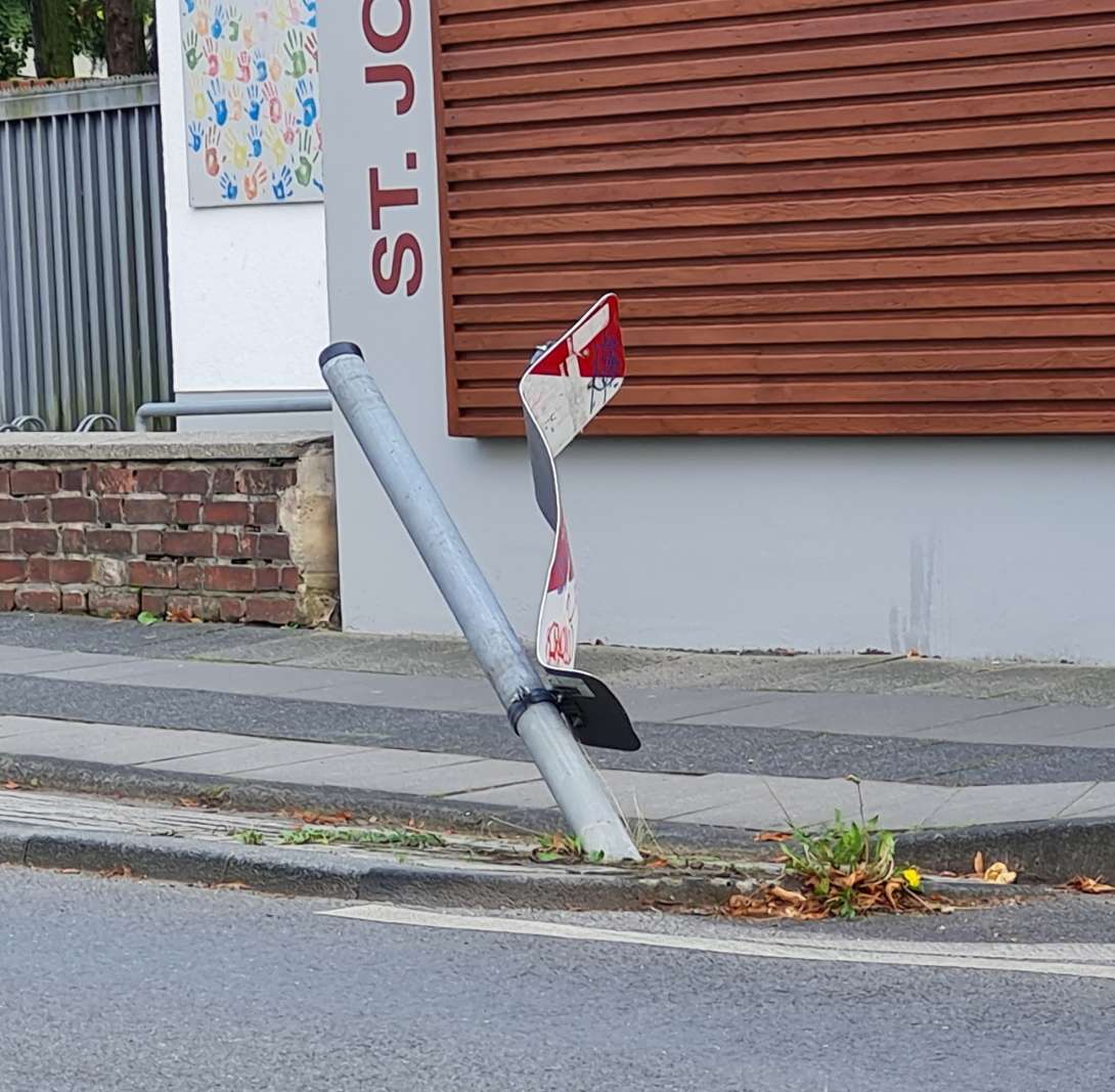 Bild zu gemeldetem Anliegen vom *2025-09-20 18:33:16