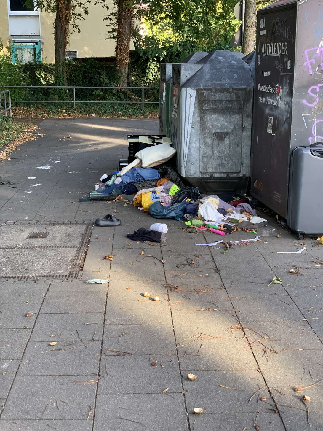 Bild zu gemeldetem Anliegen vom *2025-09-08 11:44:34