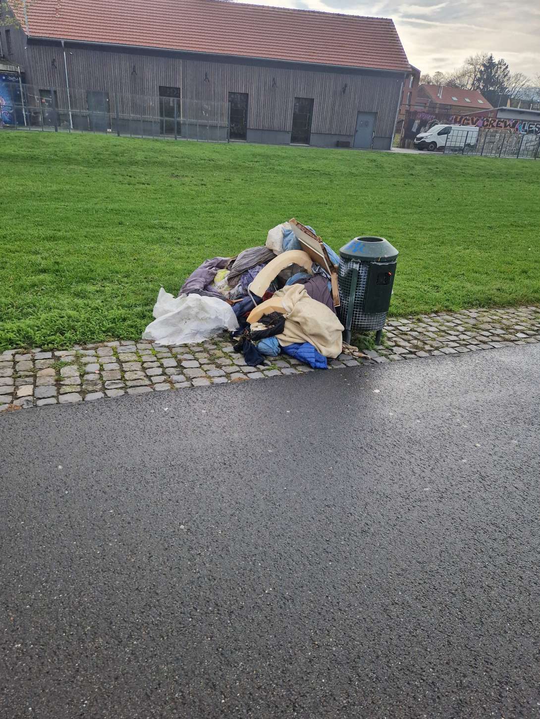 Bild zu gemeldetem Anliegen vom *2025-10-30 10:11:52