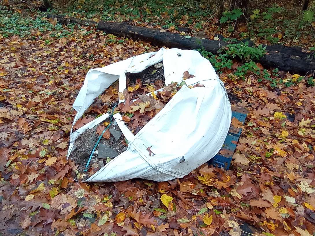 Bild zu gemeldetem Anliegen vom *2025-10-29 11:47:35