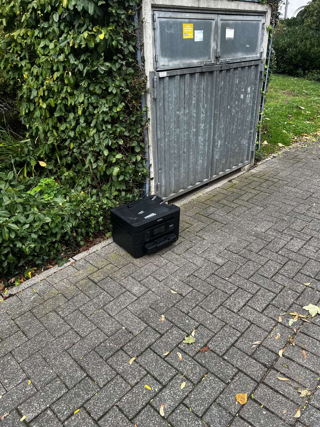 Bild zu gemeldetem Anliegen vom *2025-10-08 11:51:52