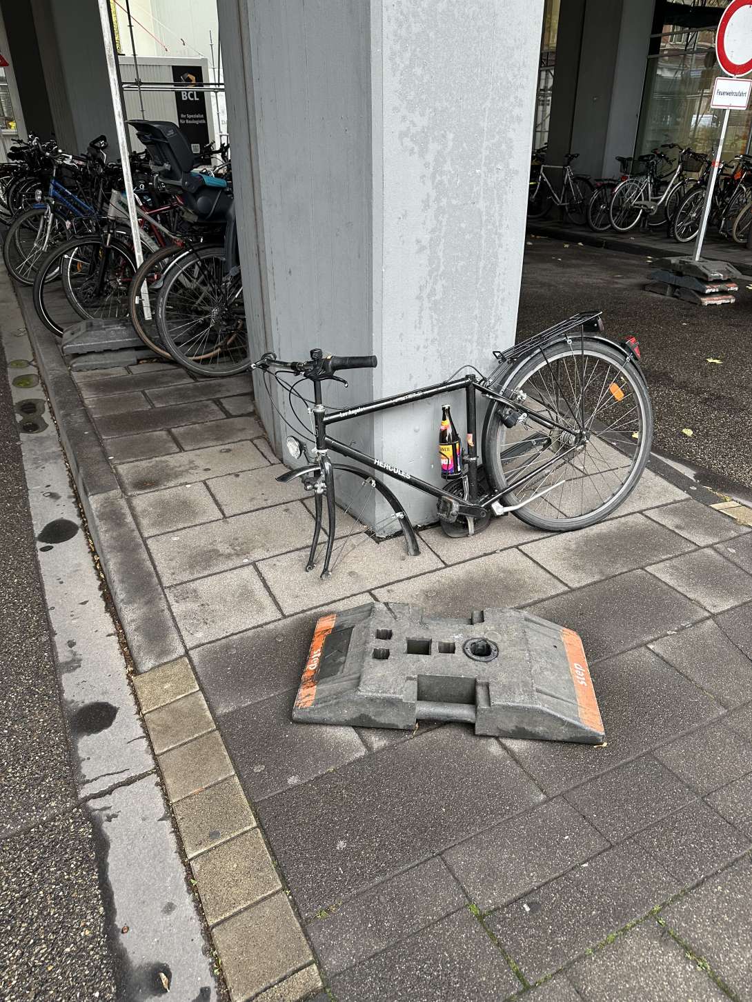 Bild zu gemeldetem Anliegen vom *2025-10-28 10:54:36