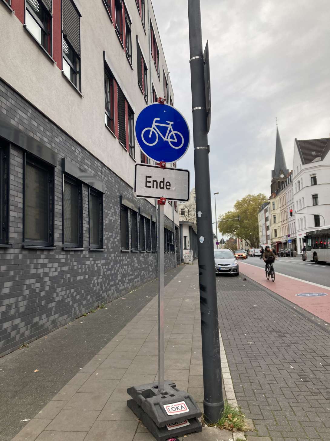 Bild zu gemeldetem Anliegen vom *2025-10-31 15:50:28