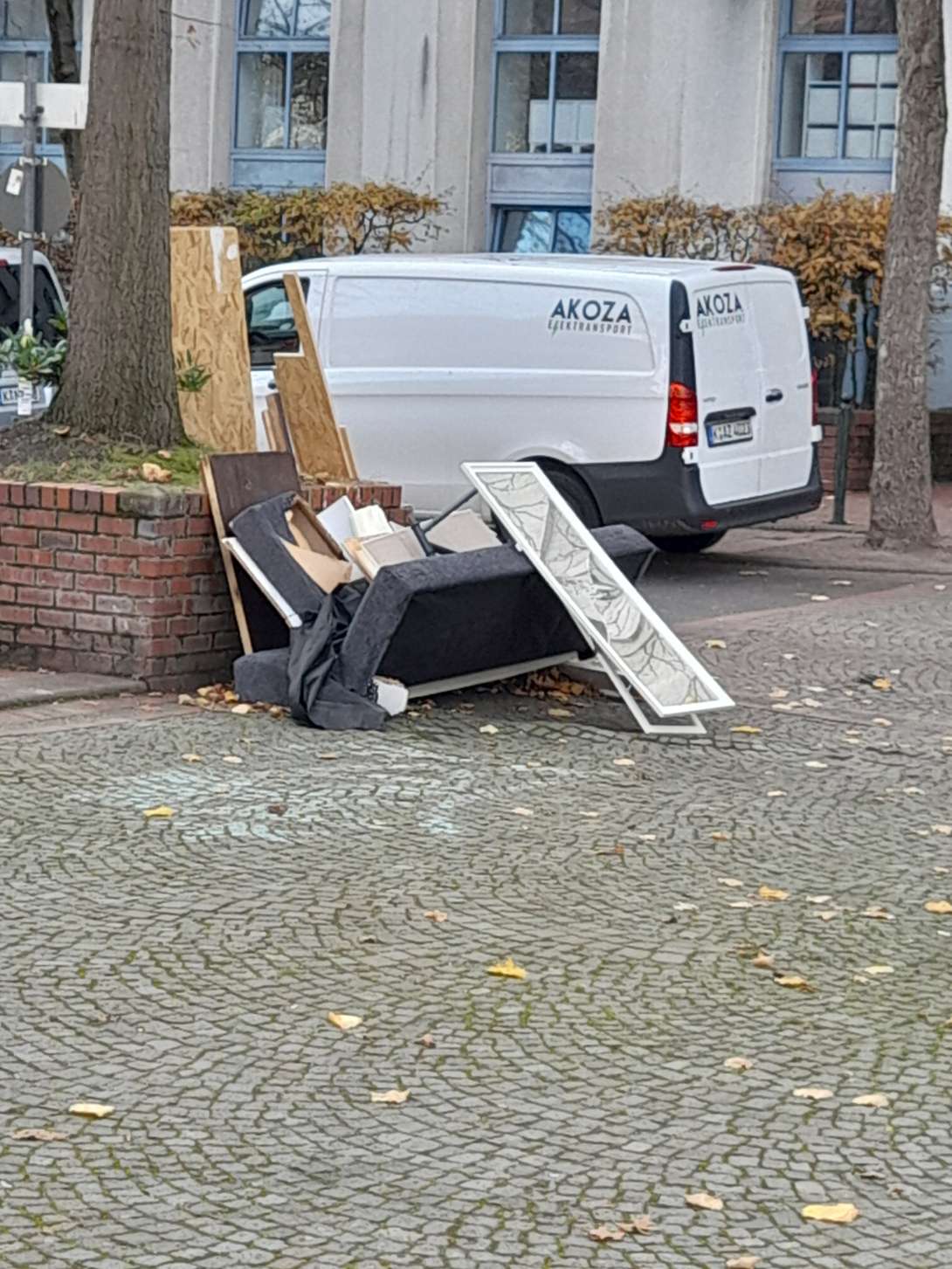 Bild zu gemeldetem Anliegen vom *2025-11-06 13:35:29