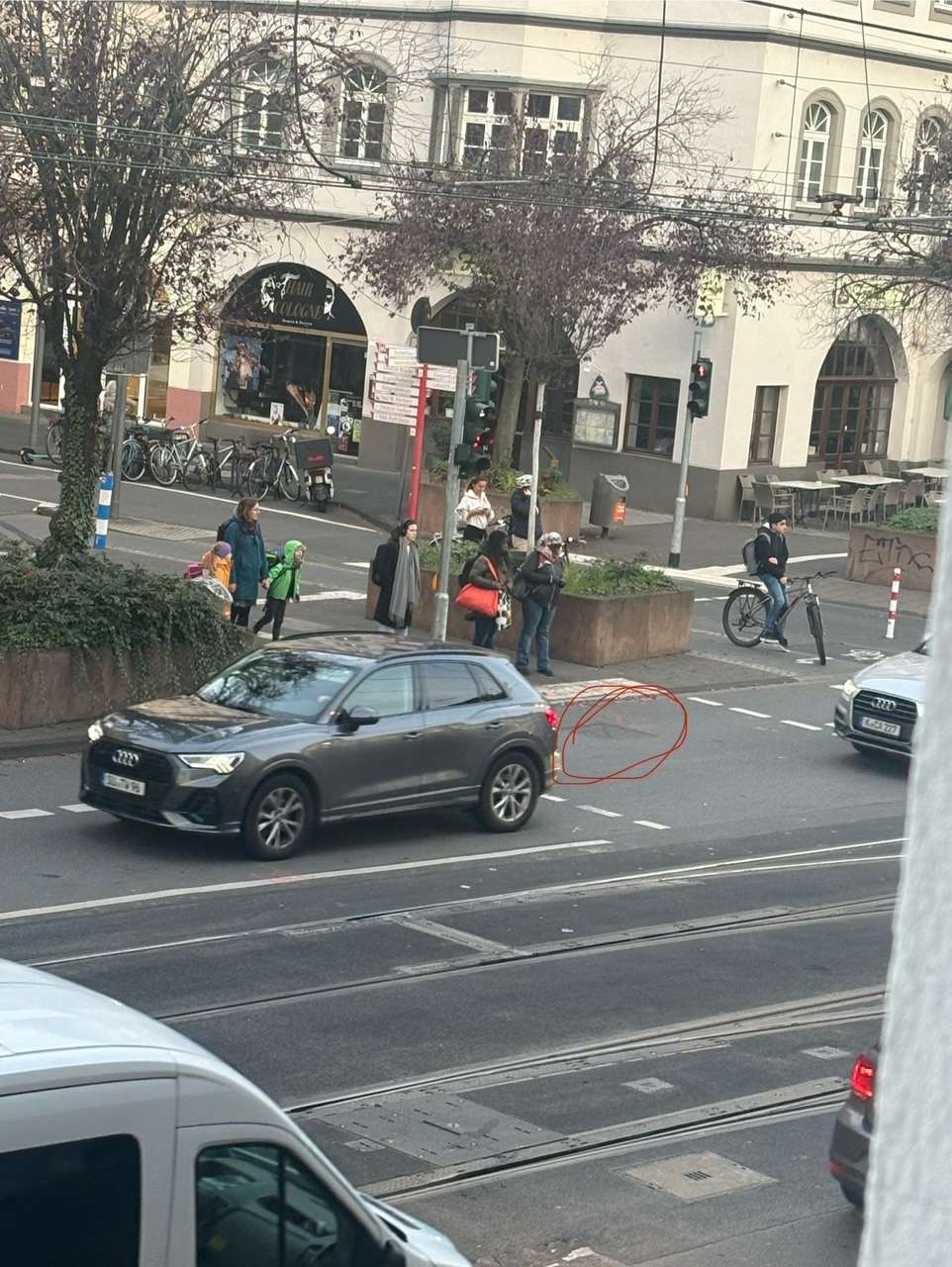 Bild zu gemeldetem Anliegen vom *2025-11-13 08:09:52