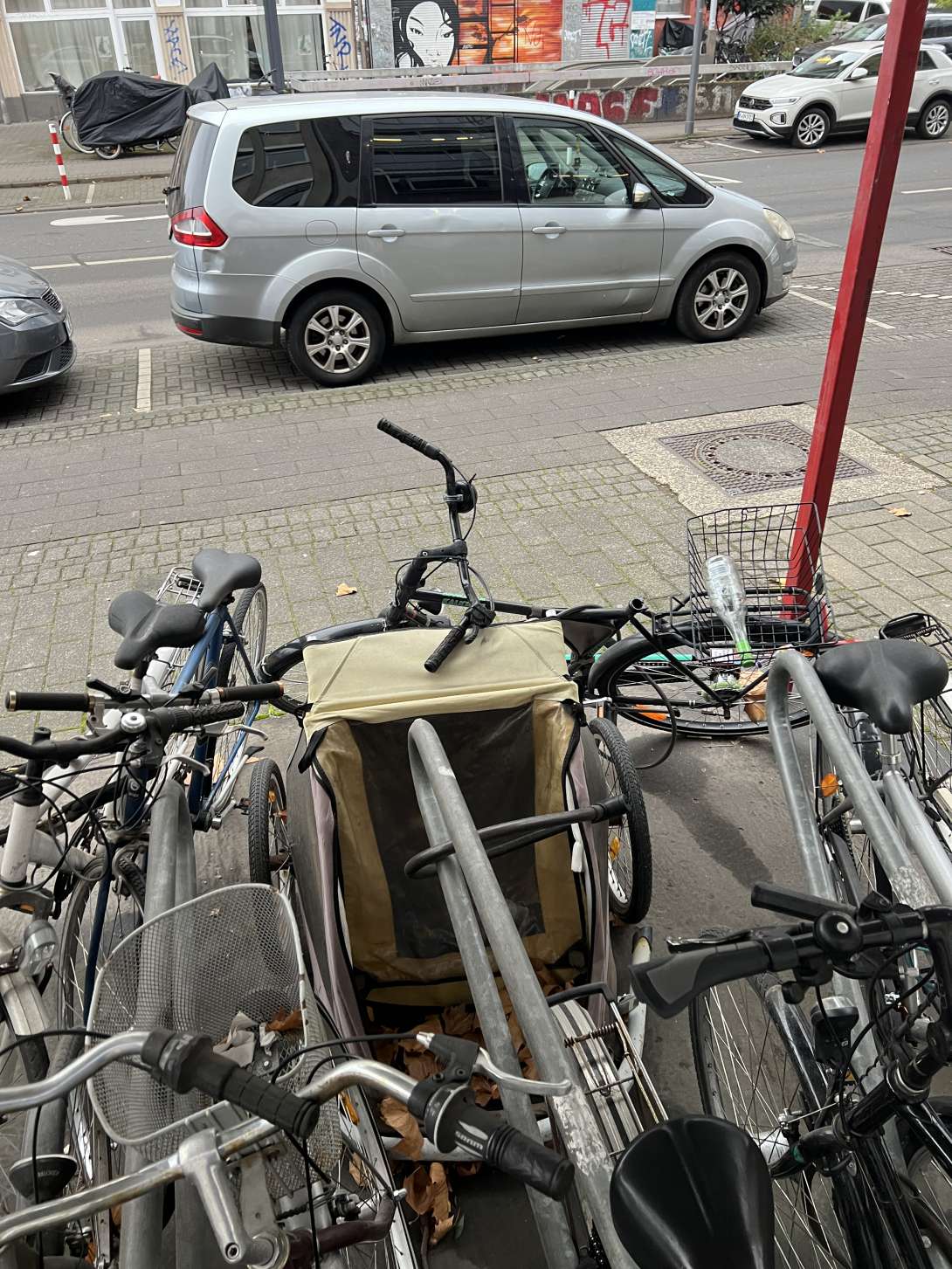 Bild zu gemeldetem Anliegen vom *2025-11-27 06:34:19