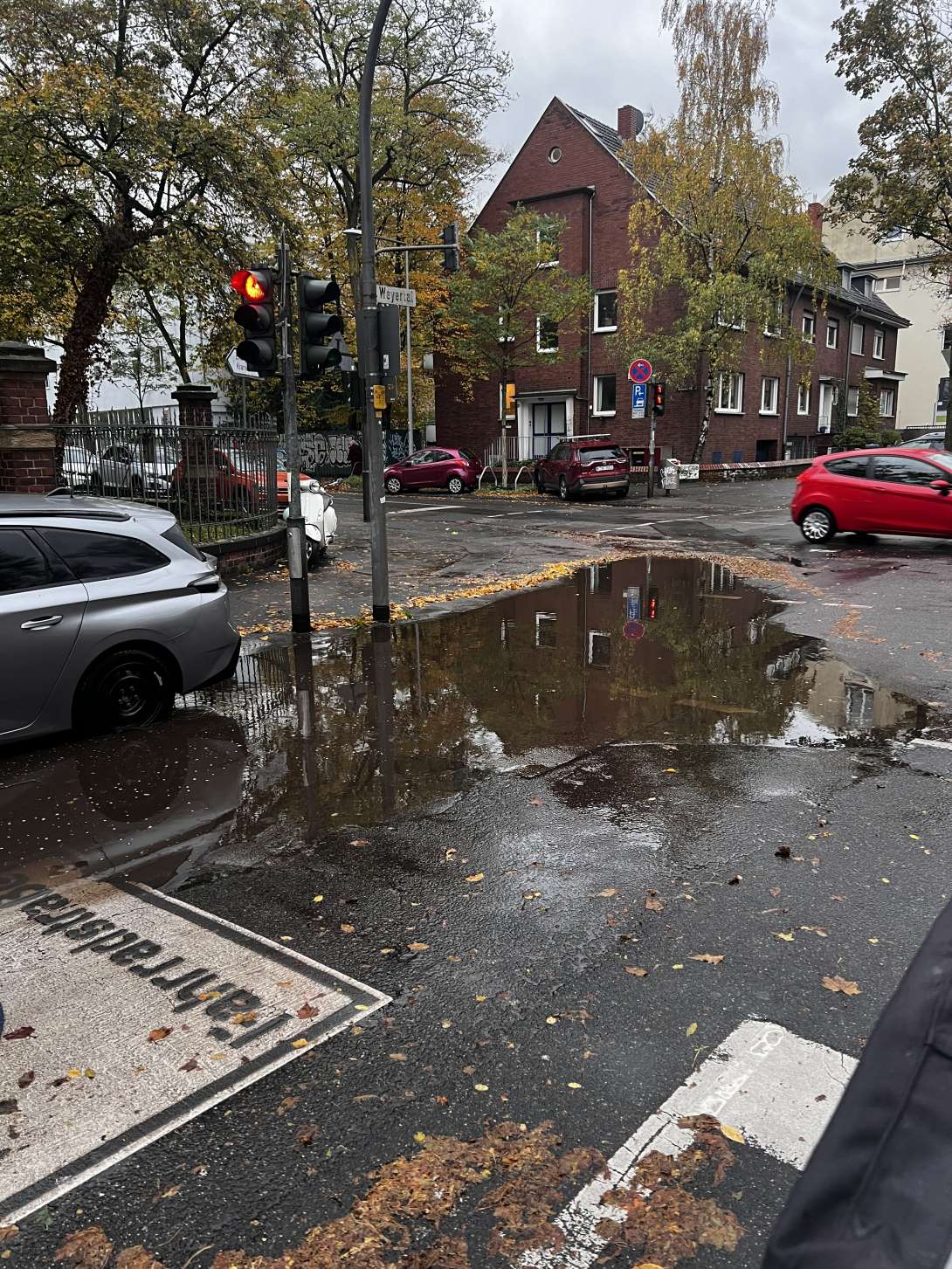 Bild zu gemeldetem Anliegen vom *2025-11-04 09:48:12