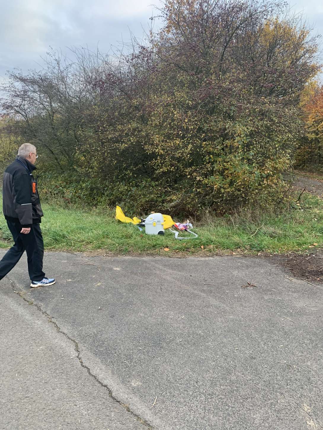 Bild zu gemeldetem Anliegen vom *2025-11-04 10:17:43