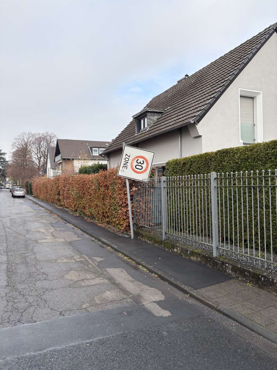 Bild zu gemeldetem Anliegen vom *2025-11-25 11:11:27