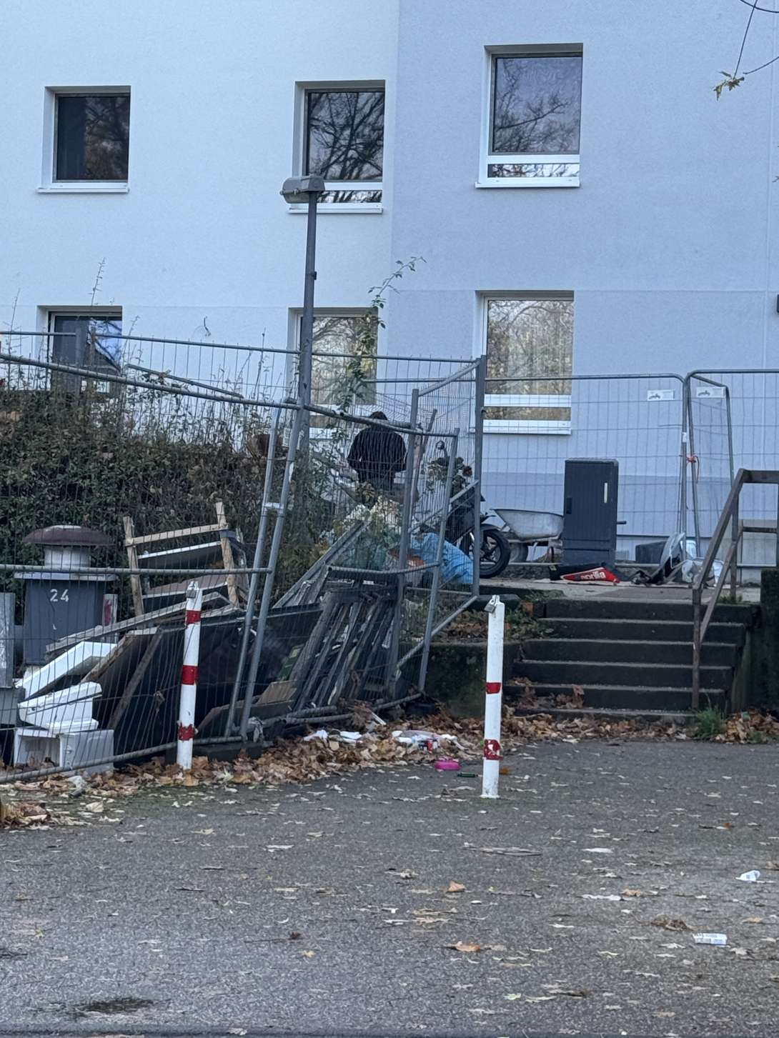 Bild zu gemeldetem Anliegen vom *2025-11-14 23:21:28