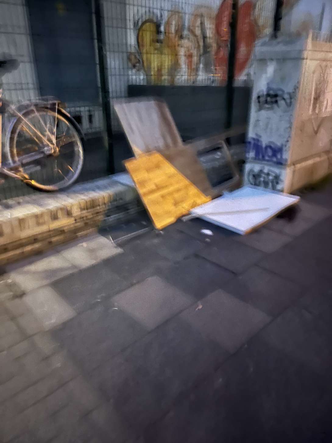 Bild zu gemeldetem Anliegen vom *2025-11-10 18:53:31