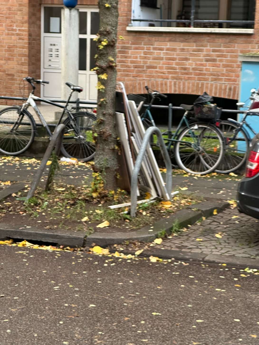 Bild zu gemeldetem Anliegen vom *2025-11-17 17:04:06