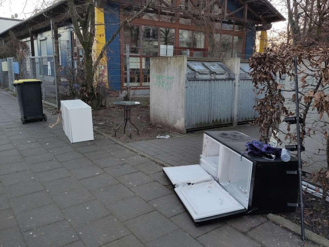 Bild zu gemeldetem Anliegen vom *2025-12-28 16:19:53