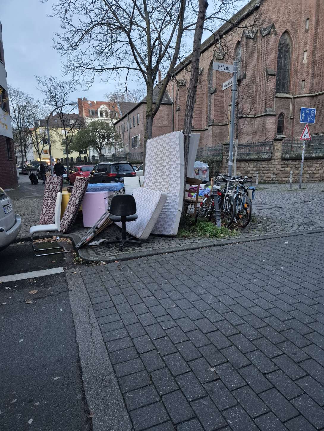 Bild zu gemeldetem Anliegen vom *2025-12-01 16:54:11