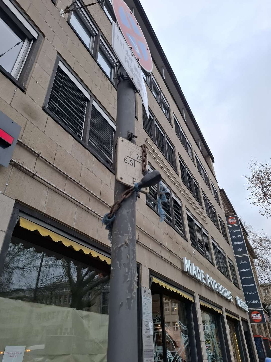 Bild zu gemeldetem Anliegen vom *2025-12-03 12:59:25