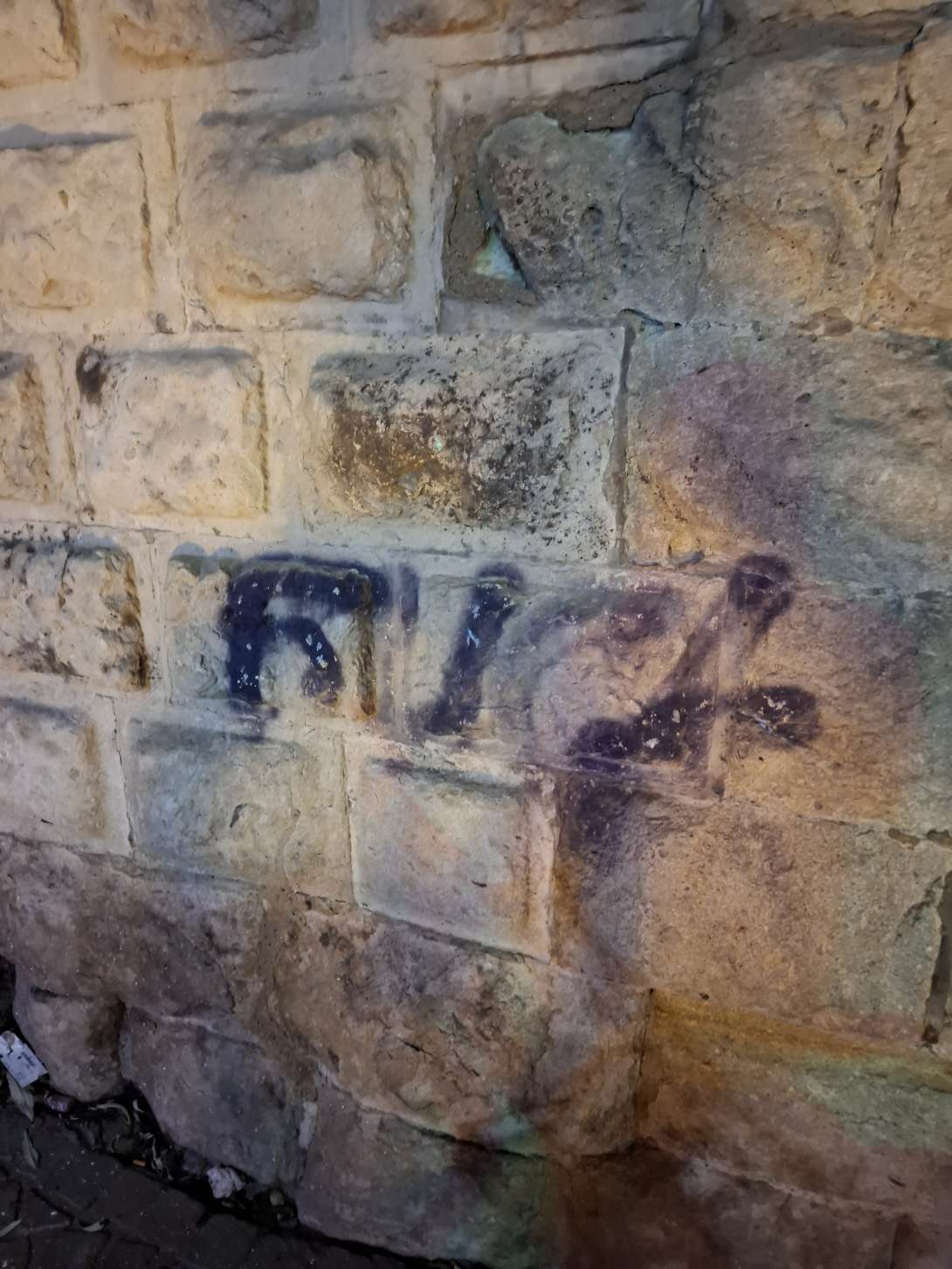 Bild zu gemeldetem Anliegen vom *2025-12-04 17:34:50