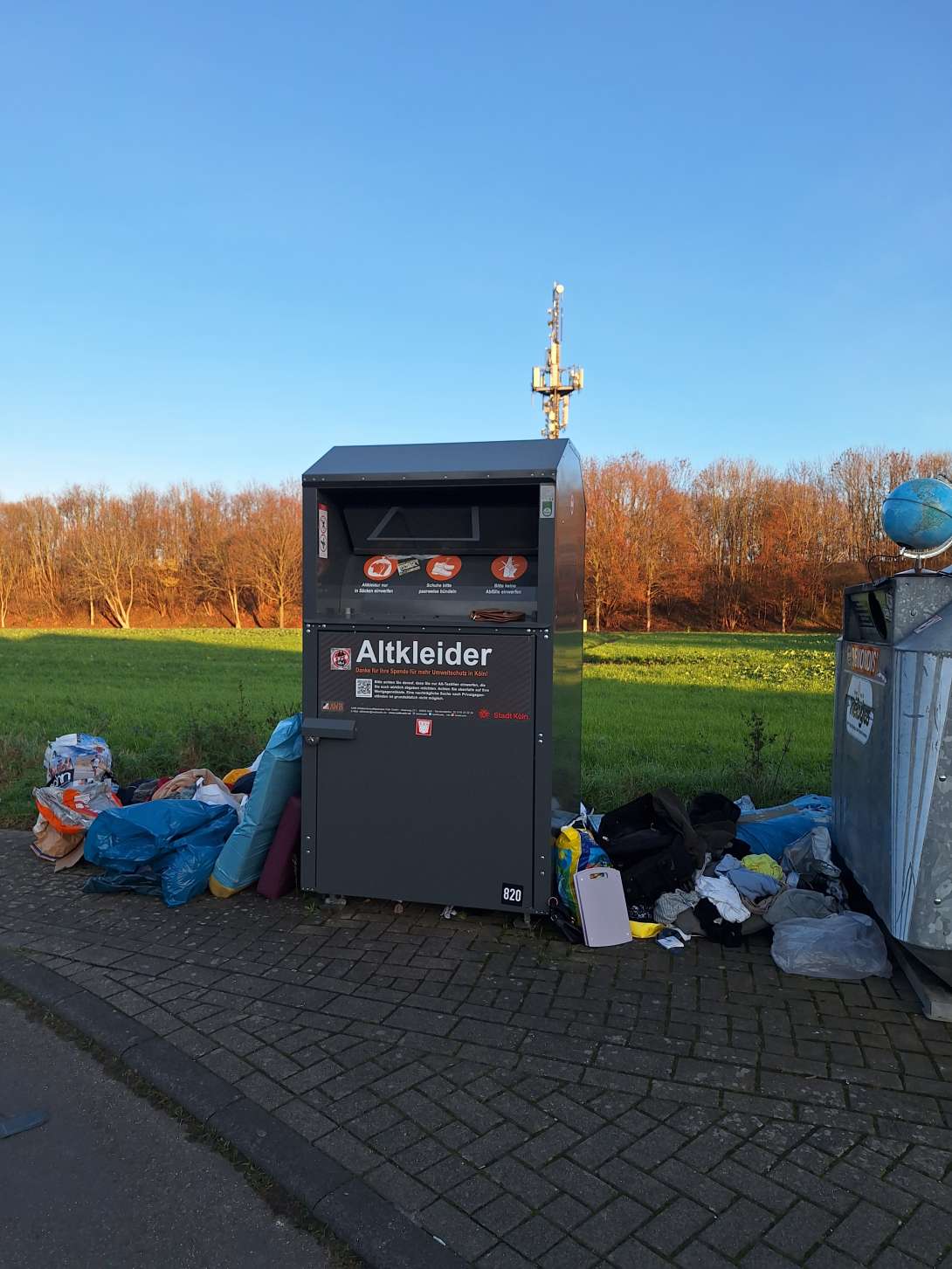 Bild zu gemeldetem Anliegen vom *2025-12-14 18:33:03