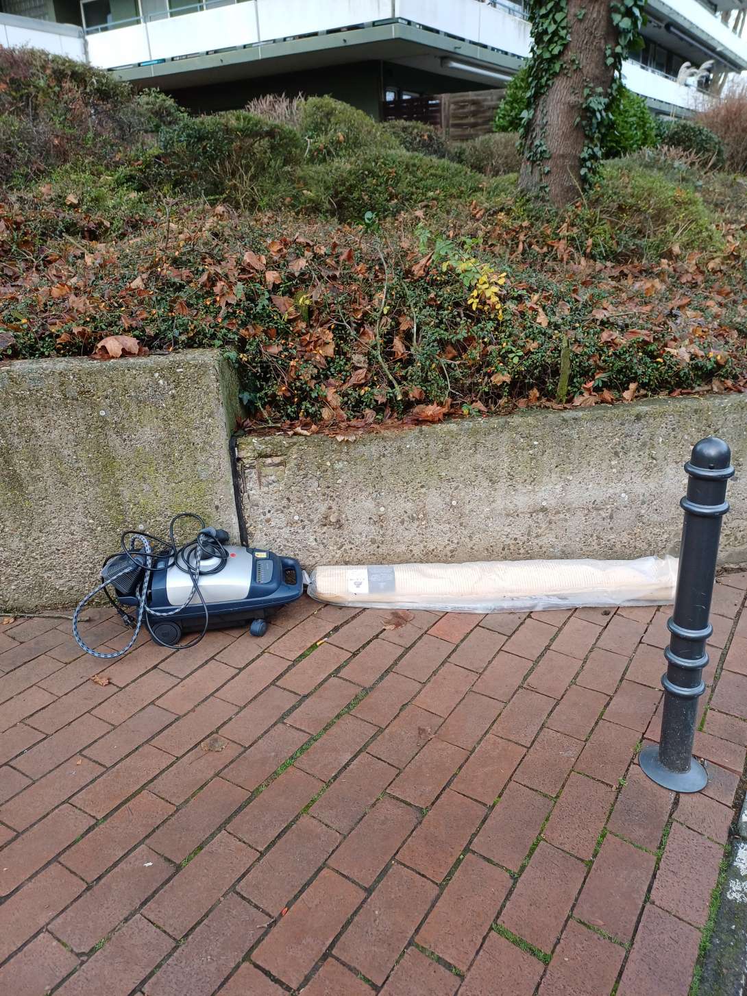 Bild zu gemeldetem Anliegen vom *2025-12-12 12:41:17