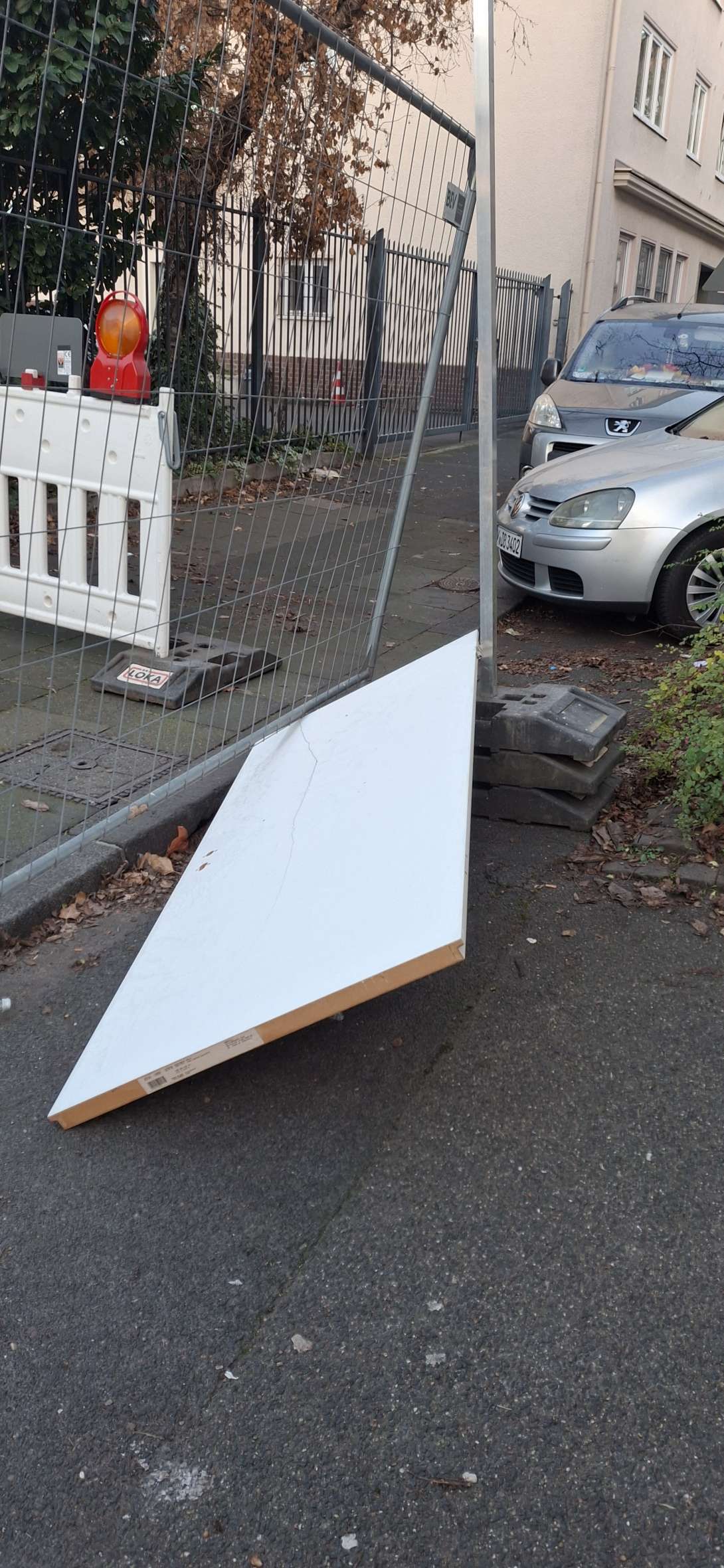 Bild zu gemeldetem Anliegen vom *2025-12-28 14:02:59