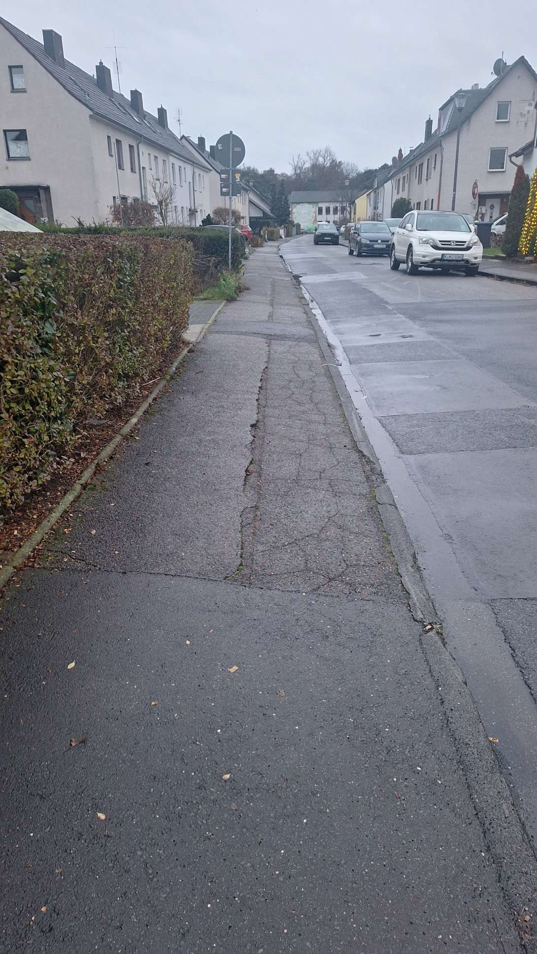 Bild zu gemeldetem Anliegen vom *2025-12-07 16:21:01